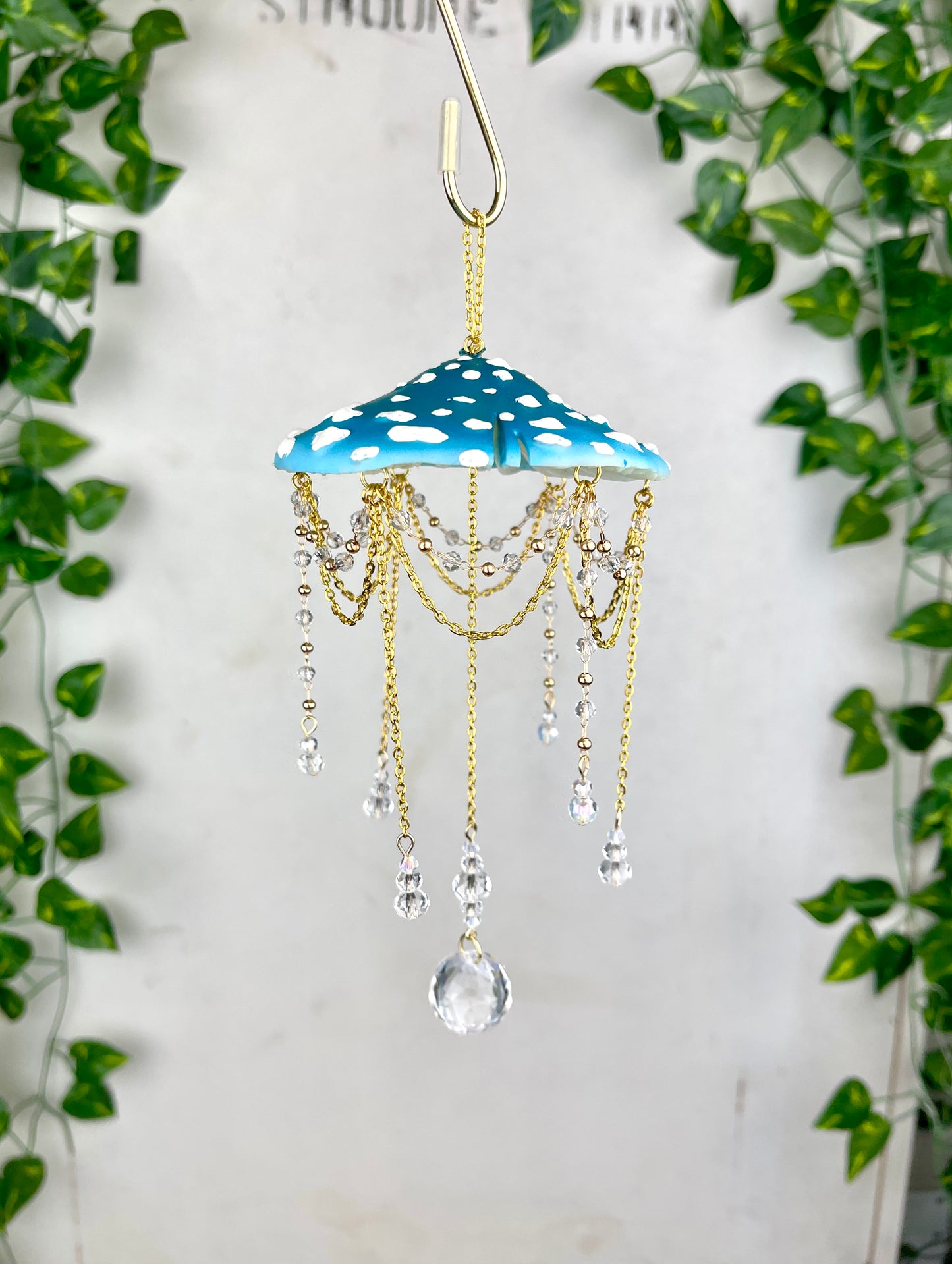 Small Menziesii Blue Mushroom Suncatcher