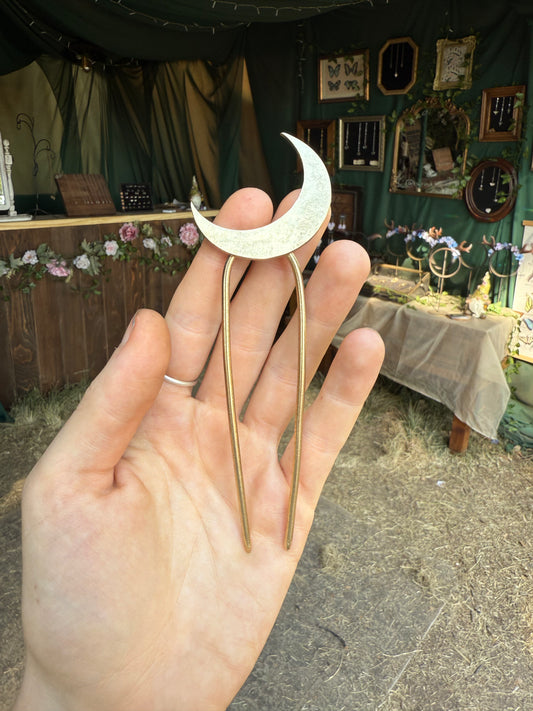 Moon Hairpin